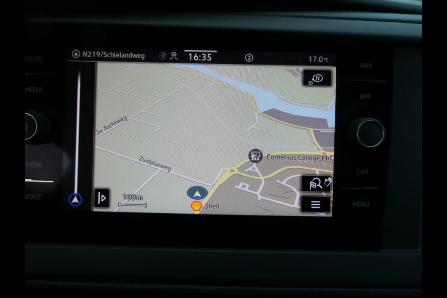 Volkswagen Transporter 2.0 TDI 150 pk L2H1 lang airco navigatie trekhaak