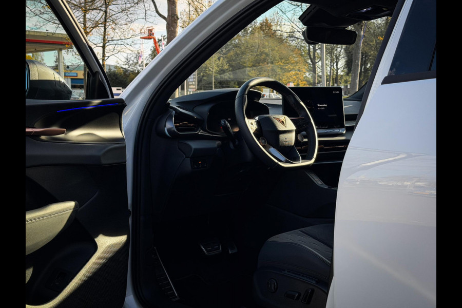 CUPRA Terramar 1.5 TSI e-Hybrid Business MHEV|360 camera|Matrix LED|Sport-kuipstoelen|Memory