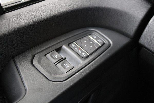 Renault Trafic 2.0 Blue dCi 130pk T29 L2H1 Advance Dubbele Cabine - Carplay - Android - 2x Schuifdeur - Passagiersstoel - Camera - LED - Rijkla