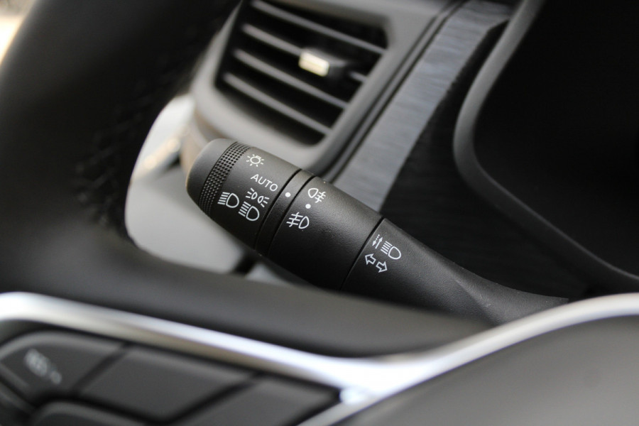 Renault Trafic 2.0 Blue dCi 130pk T29 L2H1 Advance Dubbele Cabine - Carplay - Android - 2x Schuifdeur - Passagiersstoel - Camera - LED - Rijkla