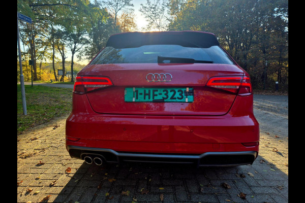 Audi A3 Sportback 35 TFSI S Line . Panoramadak . Matrix . 54000 km