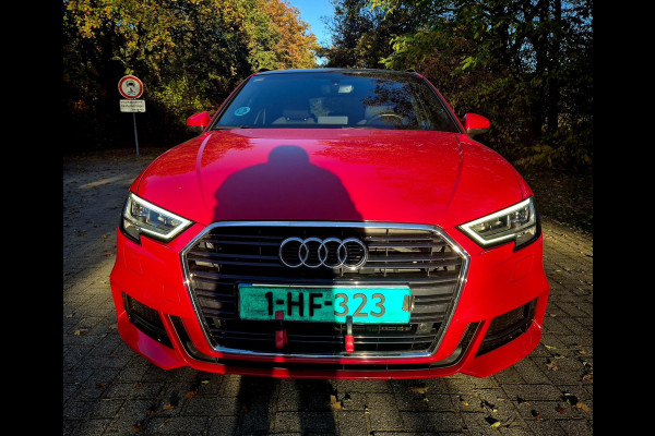Audi A3 Sportback 35 TFSI S Line . Panoramadak . Matrix . 54000 km