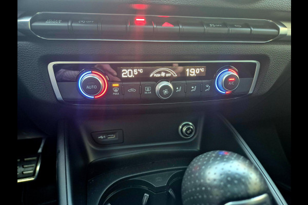 Audi A3 Sportback 35 TFSI S Line . Panoramadak . Matrix . 54000 km