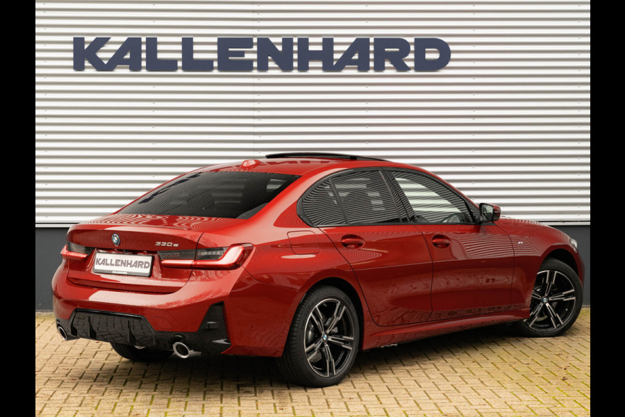 BMW 3-serie 330e M-Sport - LCI 2 - Schuifdak - Trekhaak - Widescreen - Hifi - Camera