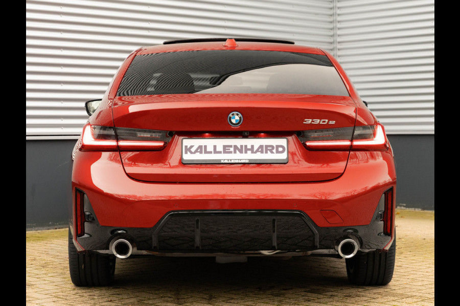 BMW 3-serie 330e M-Sport - LCI 2 - Schuifdak - Trekhaak - Widescreen - Hifi - Camera