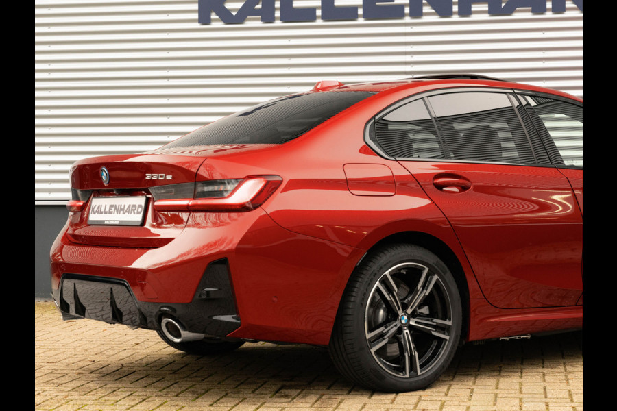 BMW 3-serie 330e M-Sport - LCI 2 - Schuifdak - Trekhaak - Widescreen - Hifi - Camera