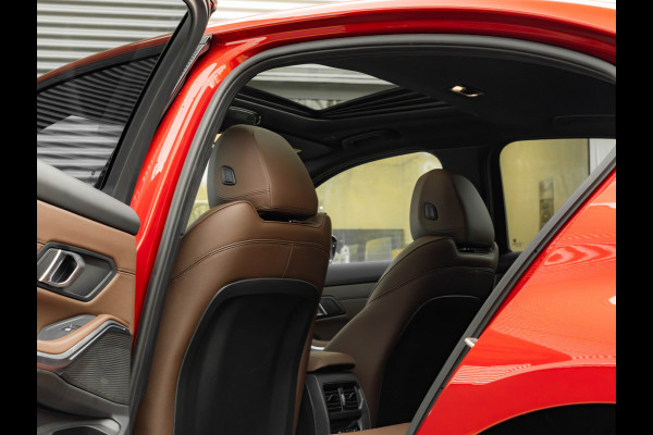 BMW 3-serie 330e M-Sport - LCI 2 - Schuifdak - Trekhaak - Widescreen - Hifi - Camera
