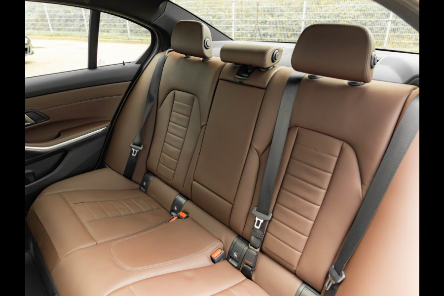BMW 3-serie 330e M-Sport - LCI 2 - Schuifdak - Trekhaak - Widescreen - Hifi - Camera