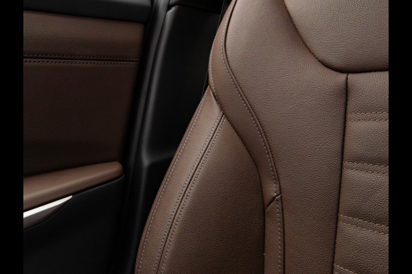 BMW 3-serie 330e M-Sport - LCI 2 - Schuifdak - Trekhaak - Widescreen - Hifi - Camera