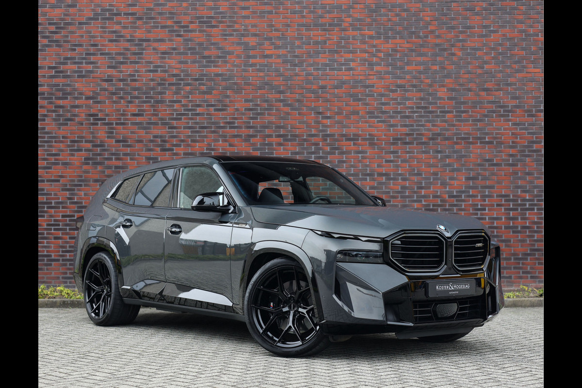 BMW XM PHEV 30 kWh | Drivers Pack - Trekhaak - 23" Vossen
