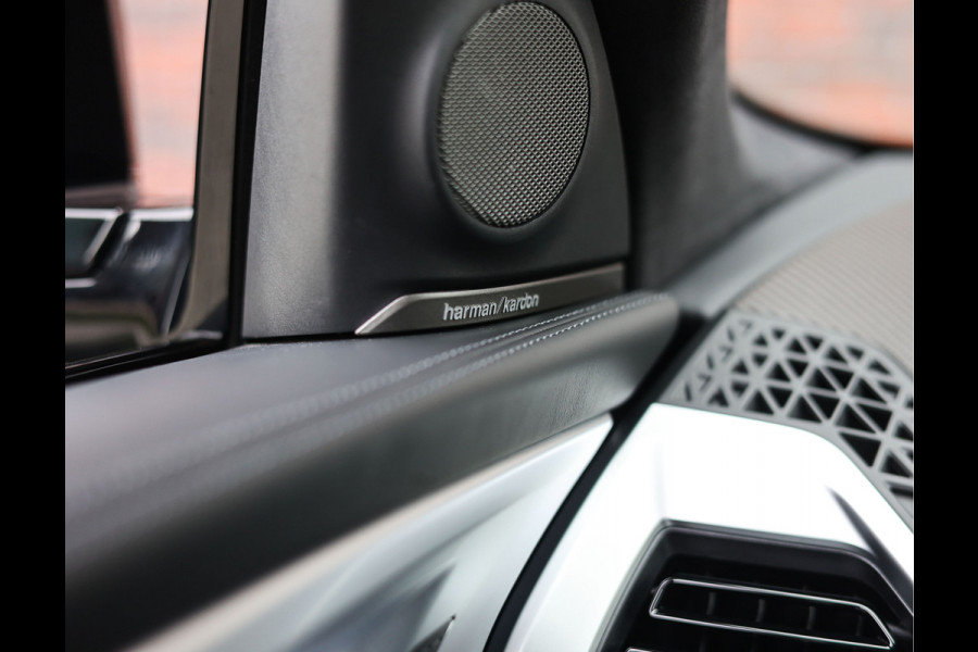 BMW XM PHEV 30 kWh | Drivers Pack - Trekhaak - 23" Vossen