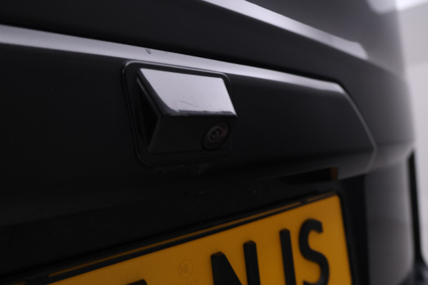 Ford Transit Custom 300 2.0 TDCI L2H1 Limited DC Dubbel cabine, Automaat, Airco.