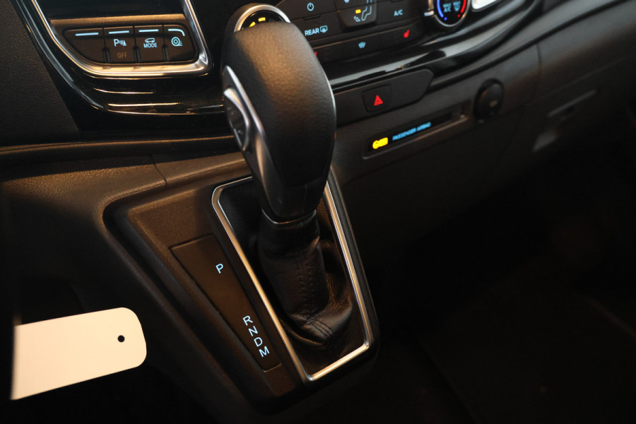 Ford Transit Custom 300 2.0 TDCI L2H1 Limited DC Dubbel cabine, Automaat, Airco.