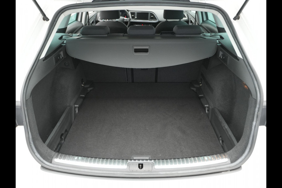 Seat León ST 1.0 TSI 115pk DSG Style Business Intense Navigatie Pdc Clima Privacy glas Keyless 313