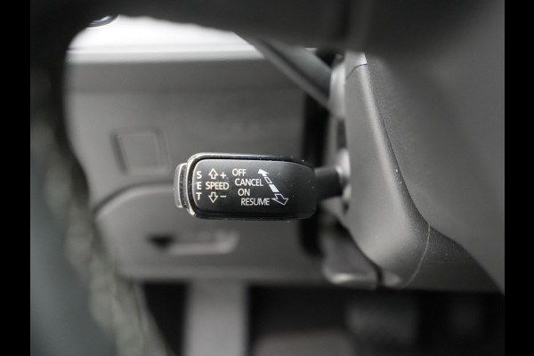 Seat León ST 1.0 TSI 115pk DSG Style Business Intense Navigatie Pdc Clima Privacy glas Keyless 313