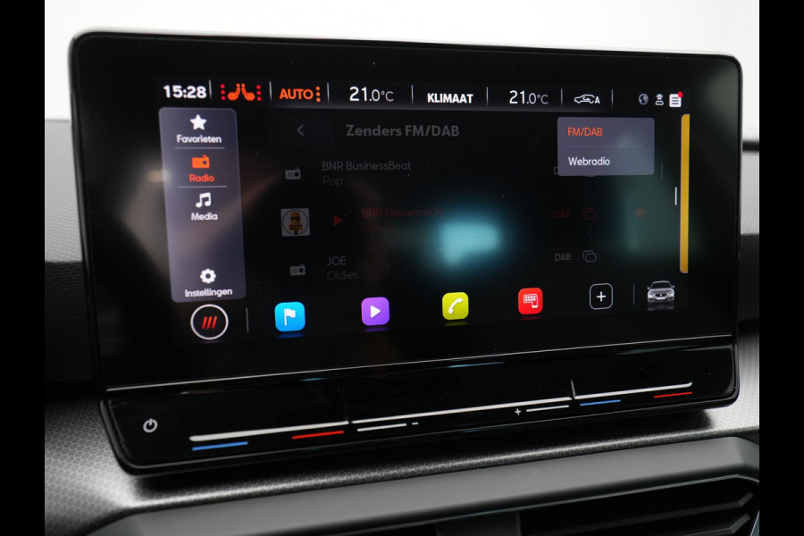 Seat Leon 1.0 eTSI 110 pk DSG Style Business Intense Navigatie Clima Camera Stoelverwarming Parkassist 220