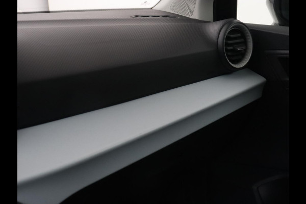 Seat Arona 1.0 TSI Style Intens | Stoelverwarming | Carplay | Virtual Cockpit | Navigatie | Full LED | Climate control | Parkeerhulp | DAB | Cruise control | Bluetooth | Getint glas