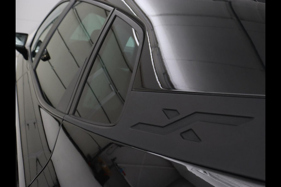 Seat Arona 1.0 TSI Style Intens | Stoelverwarming | Carplay | Virtual Cockpit | Navigatie | Full LED | Climate control | Parkeerhulp | DAB | Cruise control | Bluetooth | Getint glas