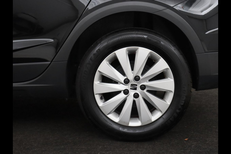 Seat Arona 1.0 TSI Style Intens | Stoelverwarming | Carplay | Virtual Cockpit | Navigatie | Full LED | Climate control | Parkeerhulp | DAB | Cruise control | Bluetooth | Getint glas