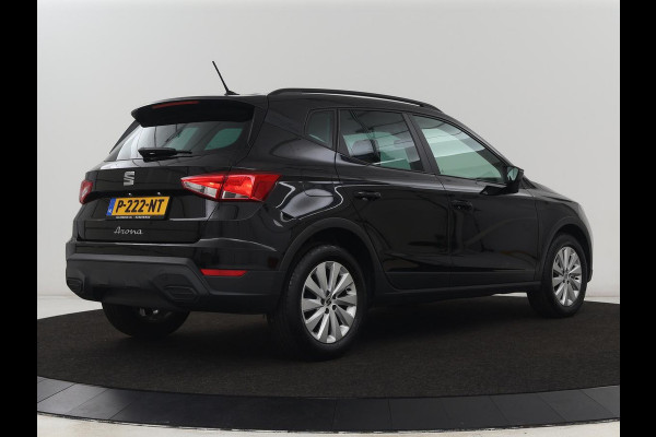 Seat Arona 1.0 TSI Style Intens | Stoelverwarming | Carplay | Virtual Cockpit | Navigatie | Full LED | Climate control | Parkeerhulp | DAB | Cruise control | Bluetooth | Getint glas