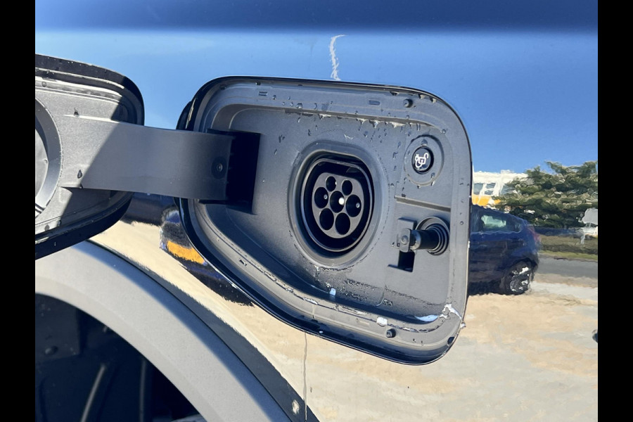 Ford Ranger 2.3 PHEV Wildtrak Double Cab 281pk |  5 persoons! | Technology Pack Plus Trailer | Cargo Area Pack | Power Rollertop | Prijs excl. BTW incl. BPM | laadkabel mode 3 16A