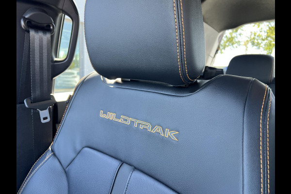 Ford Ranger 2.3 PHEV Wildtrak Double Cab 281pk |  5 persoons! | Technology Pack Plus Trailer | Cargo Area Pack | Power Rollertop | Prijs excl. BTW incl. BPM | laadkabel mode 3 16A