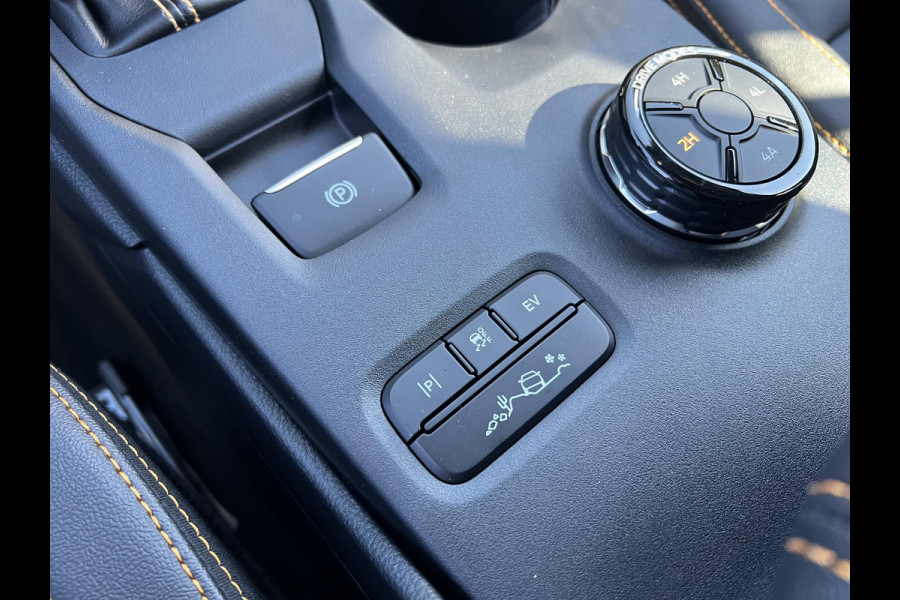 Ford Ranger 2.3 PHEV Wildtrak Double Cab 281pk |  5 persoons! | Technology Pack Plus Trailer | Cargo Area Pack | Power Rollertop | Prijs excl. BTW incl. BPM | laadkabel mode 3 16A