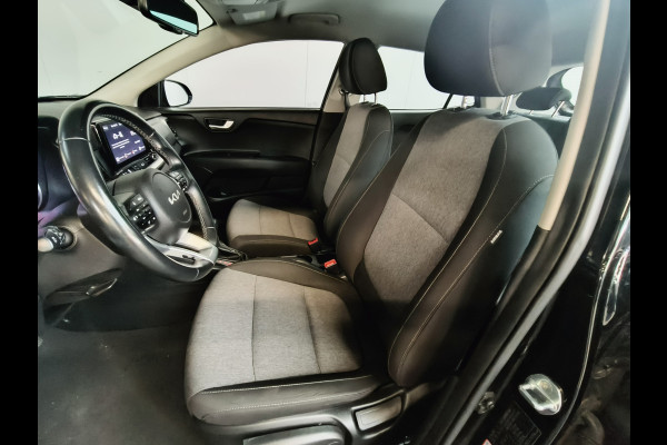 Kia Stonic 1.0 T-GDi MHEV Automaat uit 2022 Rijklaar + 12 maanden Bovag-garantie Henk Jongen Auto's in Helmond,  al 50 jaar service zoals 't hoort!