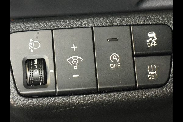 Kia Stonic 1.0 T-GDi MHEV Automaat uit 2022 Rijklaar + 12 maanden Bovag-garantie Henk Jongen Auto's in Helmond,  al 50 jaar service zoals 't hoort!