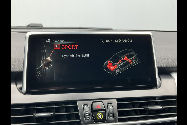 BMW 2 Serie 218i High Executive M-Sport Head-up Stoelverw. Leer Active Tourer