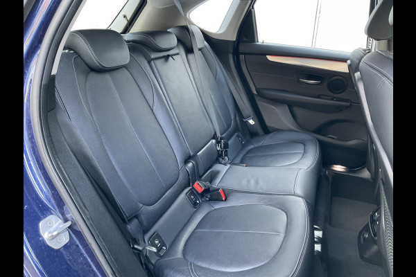 BMW 2 Serie 218i High Executive M-Sport Head-up Stoelverw. Leer Active Tourer