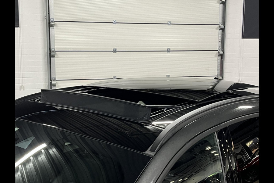 Ford Kuga 1.5 EcoBoost ST-Line X *1800 kg Trekgewicht | Open dak | Trekhaak | Adapt. cruise control | B&O | Carplay | Stuur-/Stoelverwarming