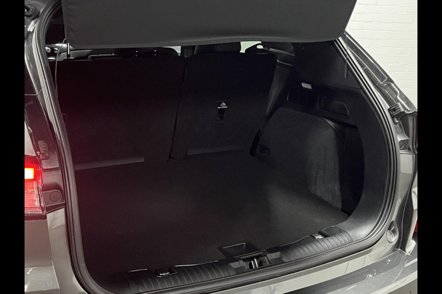 Ford Kuga 1.5 EcoBoost ST-Line X *1800 kg Trekgewicht | Open dak | Trekhaak | Adapt. cruise control | B&O | Carplay | Stuur-/Stoelverwarming