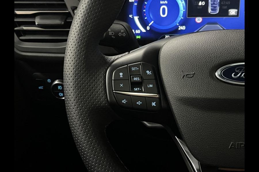 Ford Kuga 1.5 EcoBoost ST-Line X *1800 kg Trekgewicht | Open dak | Trekhaak | Adapt. cruise control | B&O | Carplay | Stuur-/Stoelverwarming