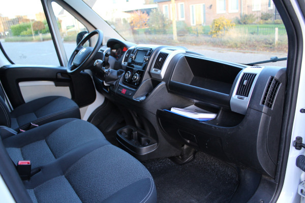 Fiat Ducato 35H 3.0 Natural Power L2H2 ✓ 3000KG trekgewicht ✓ 3-zits ✓ airco ✓ camera