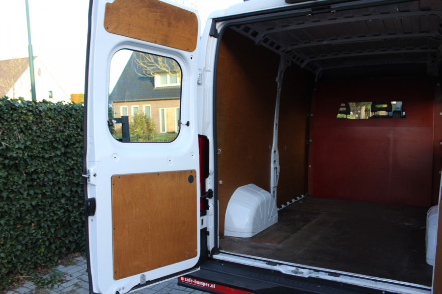 Fiat Ducato 35H 3.0 Natural Power L2H2 ✓ 3000KG trekgewicht ✓ 3-zits ✓ airco ✓ camera
