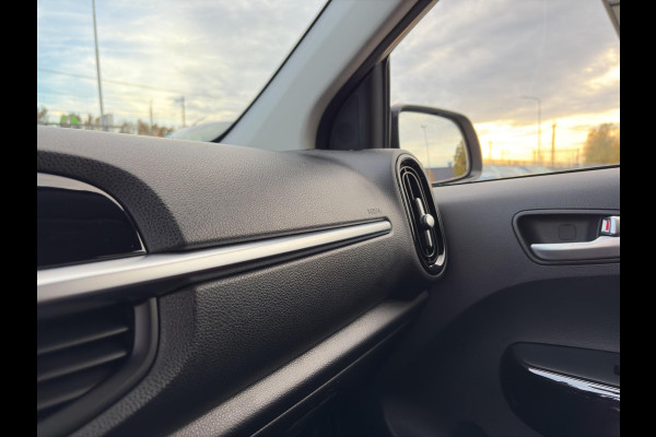 Kia Picanto 1.0 DPi GT-Line Automaat | Camera | Cruise | Clima | Navi | Leder | Key-Less | Apple Carplay & Android Auto |