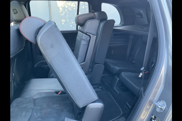 Mercedes-Benz Glb 7-Pers 200 Business Solution AMG 7p. Pano Memoryseats Trekhaak 7-Persoons