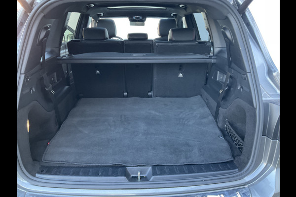 Mercedes-Benz Glb 7-Pers 200 Business Solution AMG 7p. Pano Memoryseats Trekhaak 7-Persoons