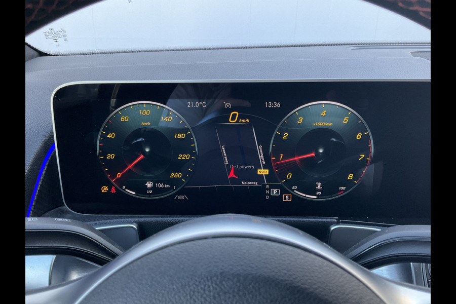 Mercedes-Benz Glb 7-Pers 200 Business Solution AMG 7p. Pano Memoryseats Trekhaak 7-Persoons