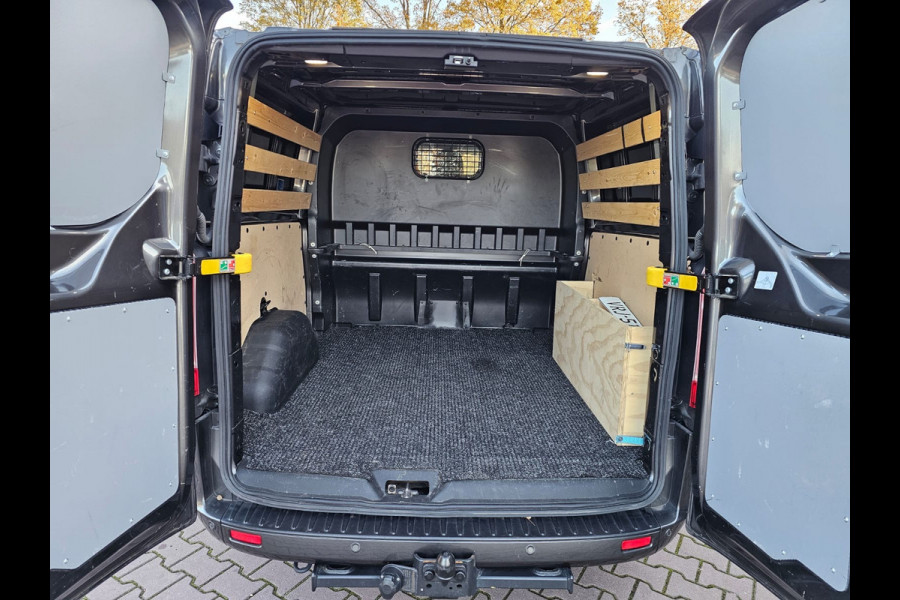 Ford Transit Custom 300 2.0 TDCI L2H1 Dubbele cabine | 2x Schuifdeur | Xenon | Trekhaak | Camera | PDC |
