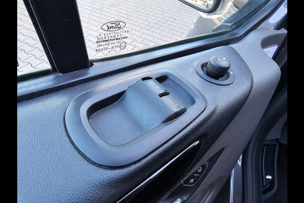 Ford Transit Custom 300 2.0 TDCI L2H1 Dubbele cabine | 2x Schuifdeur | Xenon | Trekhaak | Camera | PDC |