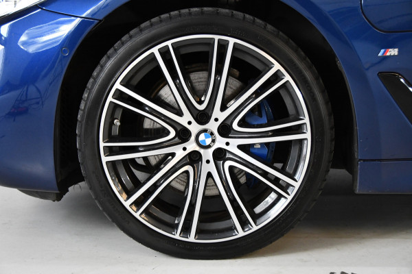 BMW 5 Serie 530e iPerformance High Executive, M-sport, Schuifdak, 3D camera