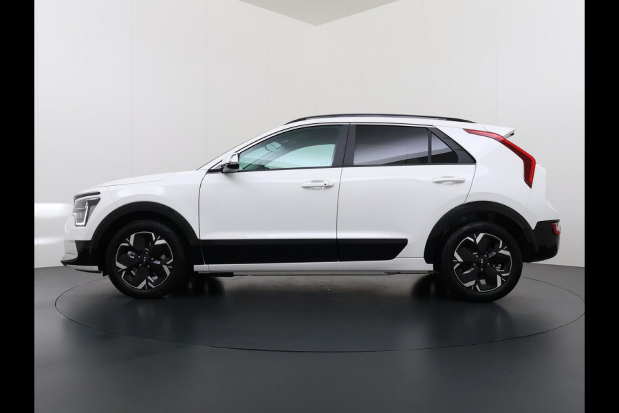 Kia Niro EV E-Niro Business 64kWh | BETREFT NIEUWE AUTO | VOLLEDIGE KIA GARANTIE VAN TOEPASSING| CAMERA| STOEL/ STUURVERWARMING| ADAP. CRUISE