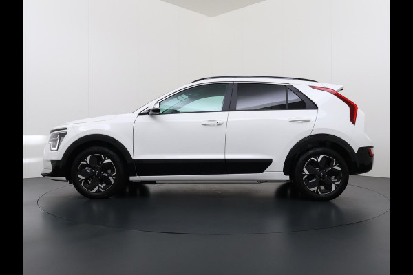 Kia Niro EV E-Niro Business 64kWh | BETREFT NIEUWE AUTO | VOLLEDIGE KIA GARANTIE VAN TOEPASSING| CAMERA| STOEL/ STUURVERWARMING| ADAP. CRUISE