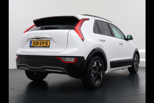 Kia Niro EV E-Niro Business 64kWh | BETREFT NIEUWE AUTO | VOLLEDIGE KIA GARANTIE VAN TOEPASSING| CAMERA| STOEL/ STUURVERWARMING| ADAP. CRUISE
