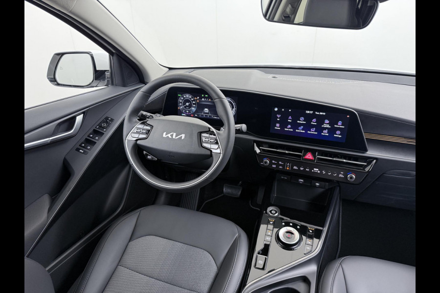 Kia Niro EV E-Niro Business 64kWh | BETREFT NIEUWE AUTO | VOLLEDIGE KIA GARANTIE VAN TOEPASSING| CAMERA| STOEL/ STUURVERWARMING| ADAP. CRUISE