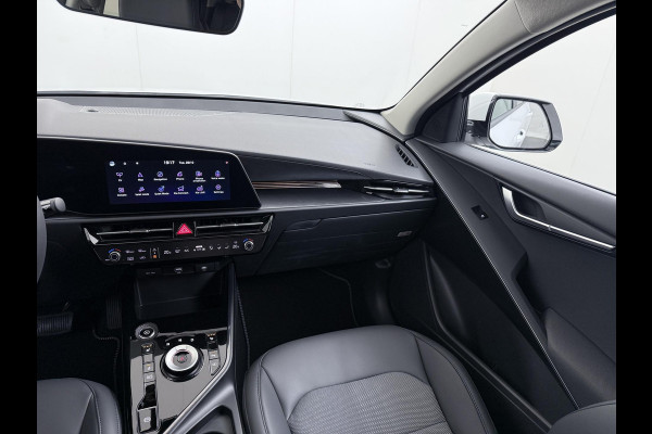 Kia Niro EV E-Niro Business 64kWh | BETREFT NIEUWE AUTO | VOLLEDIGE KIA GARANTIE VAN TOEPASSING| CAMERA| STOEL/ STUURVERWARMING| ADAP. CRUISE
