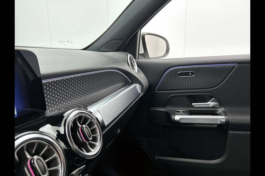 Mercedes-Benz EQB 250+ Business Solution 71 kWh | Widescreen display | Extra USB-poorten | EASY PACK achterklep | Sfeerverlichting | Parkeerpakket met achteruitrijcamera | Stoelverwarming voor |