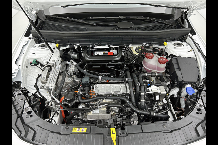 Mercedes-Benz EQB 250+ Business Solution 71 kWh | Widescreen display | Extra USB-poorten | EASY PACK achterklep | Sfeerverlichting | Parkeerpakket met achteruitrijcamera | Stoelverwarming voor |